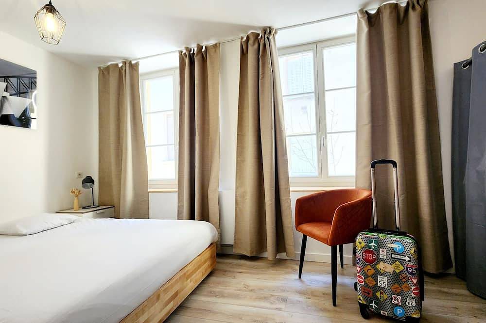 Entire apartment, Appartement en centre piétonnier proche de la gare in Thionville, Moselle