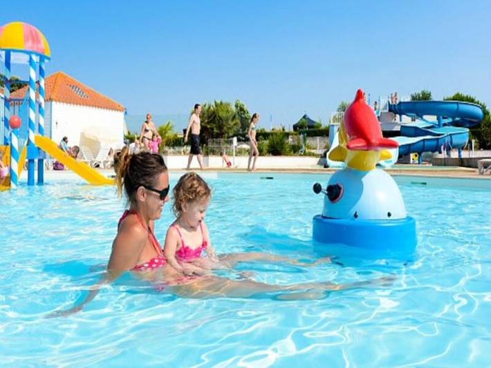 Appartement de vacances pour 4 personnes, avec piscine, animaux acceptés