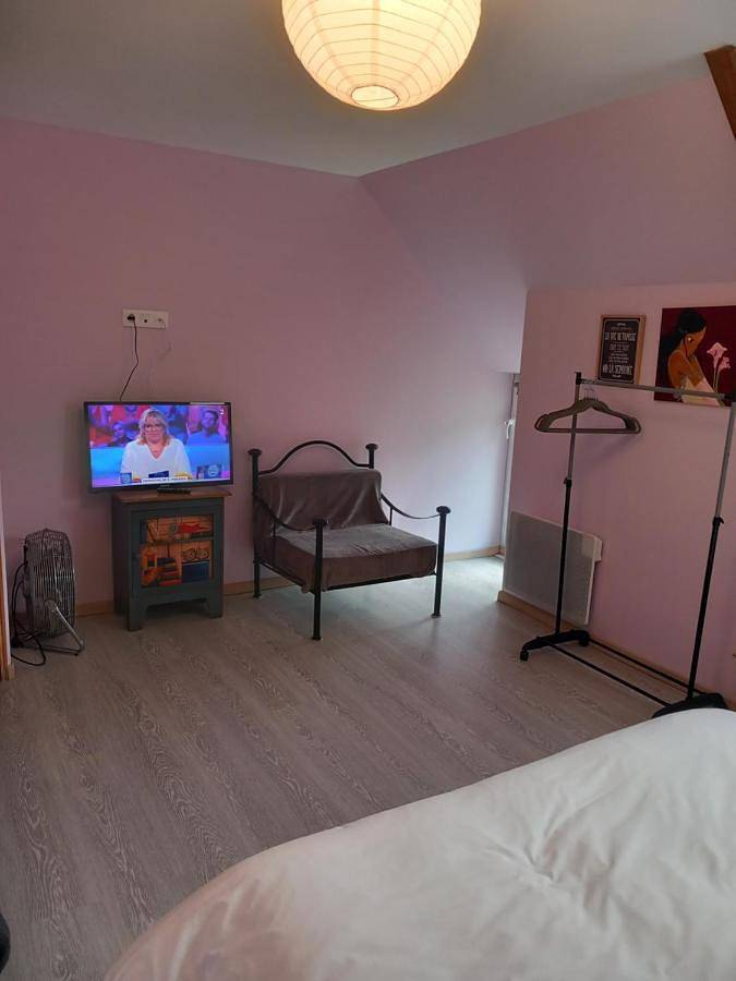 Double Room with Private Bathroom in Roz-sur-Couesnon, Baie du Mont-Saint-Michel