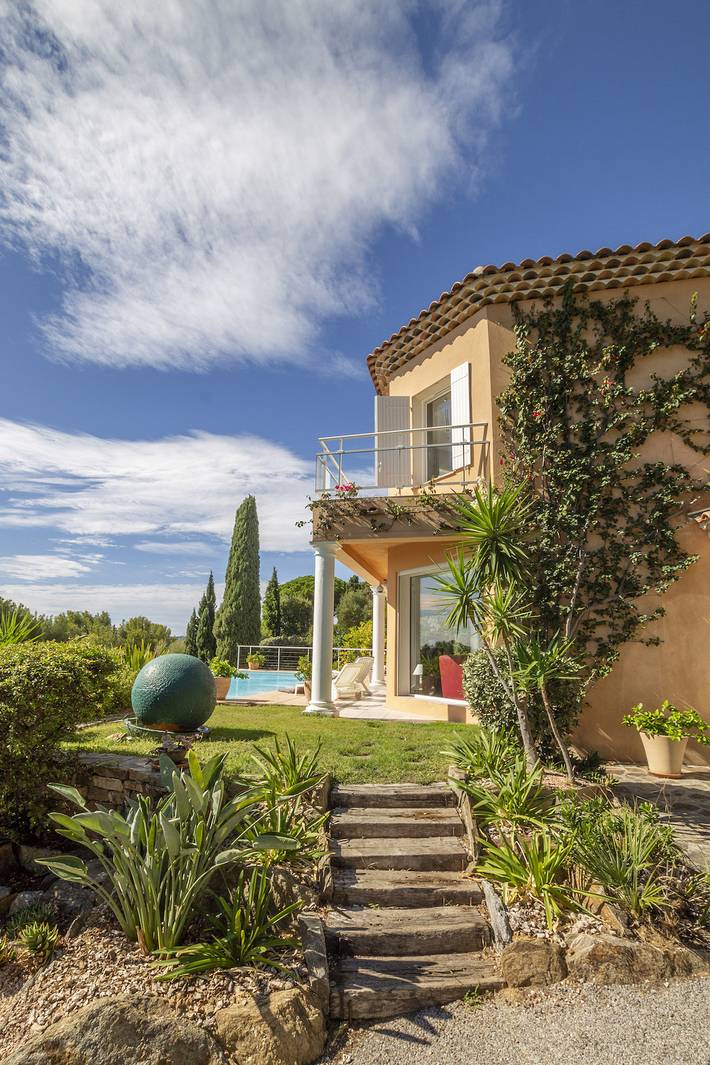 Villa voor 12 personen, met Terras en Tuin in Le Lavandou