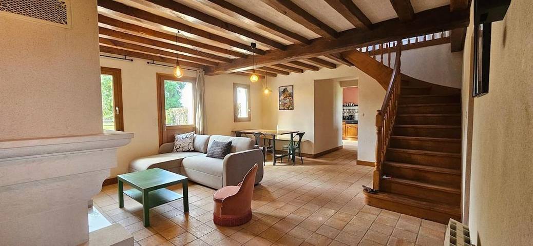 Maison de vacances pour 6 personnes, avec Terrasse et Jardin à Les Rosiers-sur-Loire