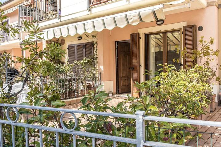 Appartamento intero, S289 - Sirolo, delizioso bilocale con portico in Sirolo, Riviera del Conero