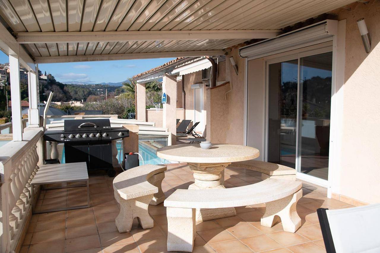 Two-Bedroom Villa in Biot, Côte méditerranéenne (France)