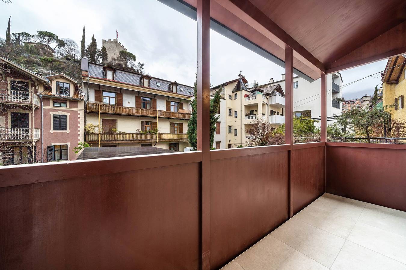Ganzes Studio, Villa Steiner 2 – Singapur – Einraum-Appartement mit Balkon, Klimaanlage und W-Lan in Meran, Texelgruppe