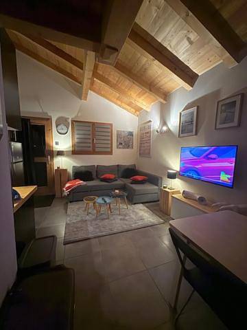 Appartement entier, Chaleureux studio plein sud en Tarentaise ! in Bozel, Massif de la Vanoise