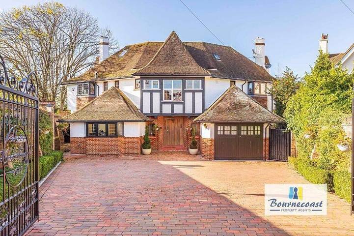 Ferienhaus für 12 Personen, mit Garten und Balkon in Poole