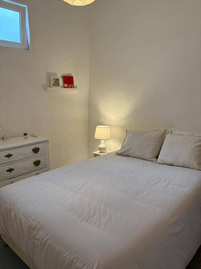 Location de vacances pour 6 personnes, avec vue et piscine ainsi que jardin et terrasse, animaux acceptés à Borba - 4