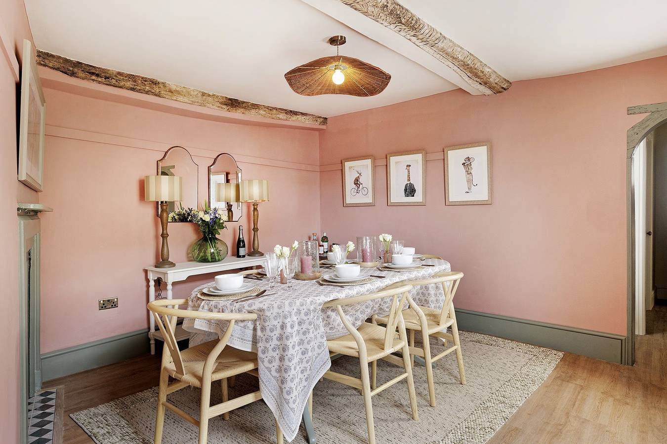 Entire apartment, The Barley Apartment at Cowley House in Cirencester, Gloucestershire