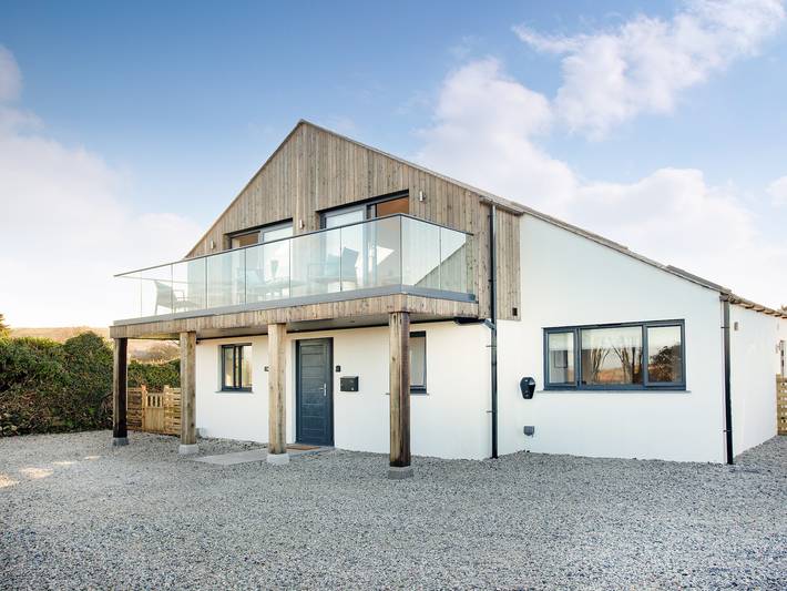 Cottage for 8 people, with garden, with pets in Tintagel