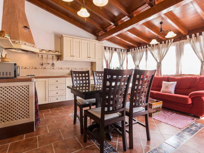 Apartamento entero, Familienfinca auf dem Lande mit Schwimmbad in Pico Bermejo, San Cristóbal de La Laguna