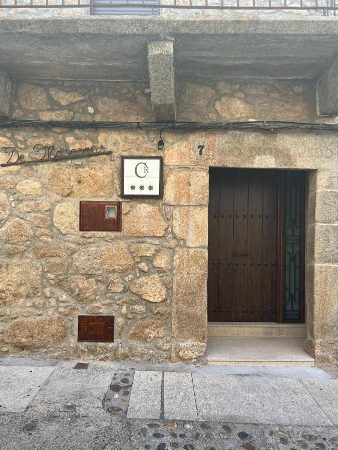 Casa rural para 3 personas, con balcón en Santibáñez el Alto