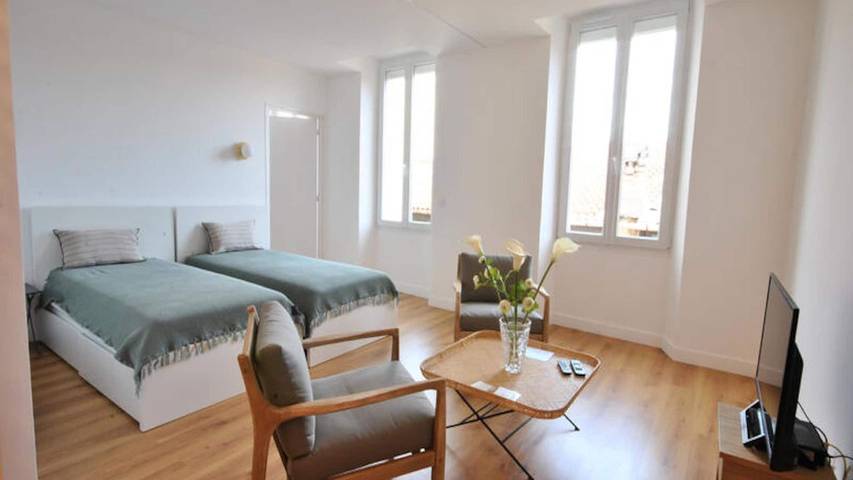 Gîte pour 4 personnes dans Gare De Cannes - 2