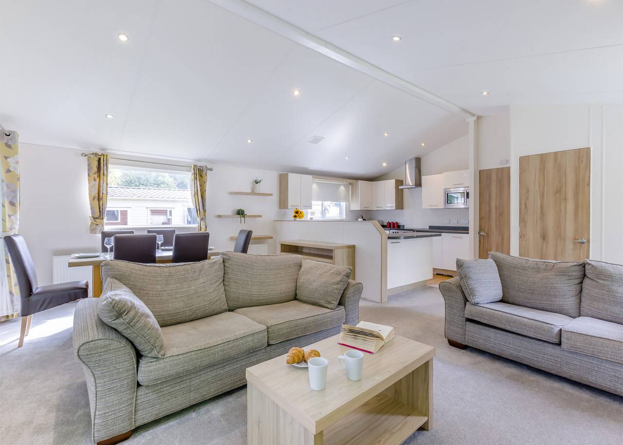 Prestige Lodge with parking, ensuite & decking in Skegness, Lincolnshire