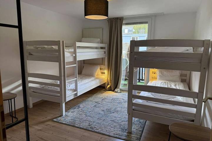 Ganze Wohnung, Hermann 3 by Arosa Holiday Appartement/Fewo, Dusche und Bad, Wc, 8-Bettwohnung in Arosa, Plessur Alpen