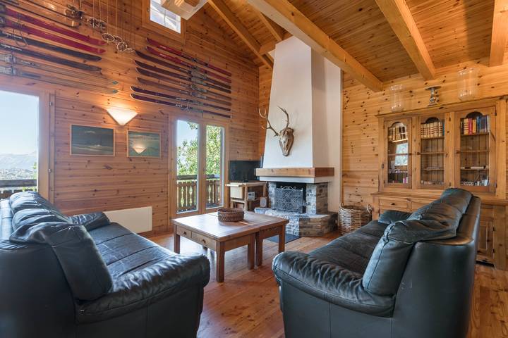 Chalet für 12 Personen, mit Balkon und Terrasse im Wallis