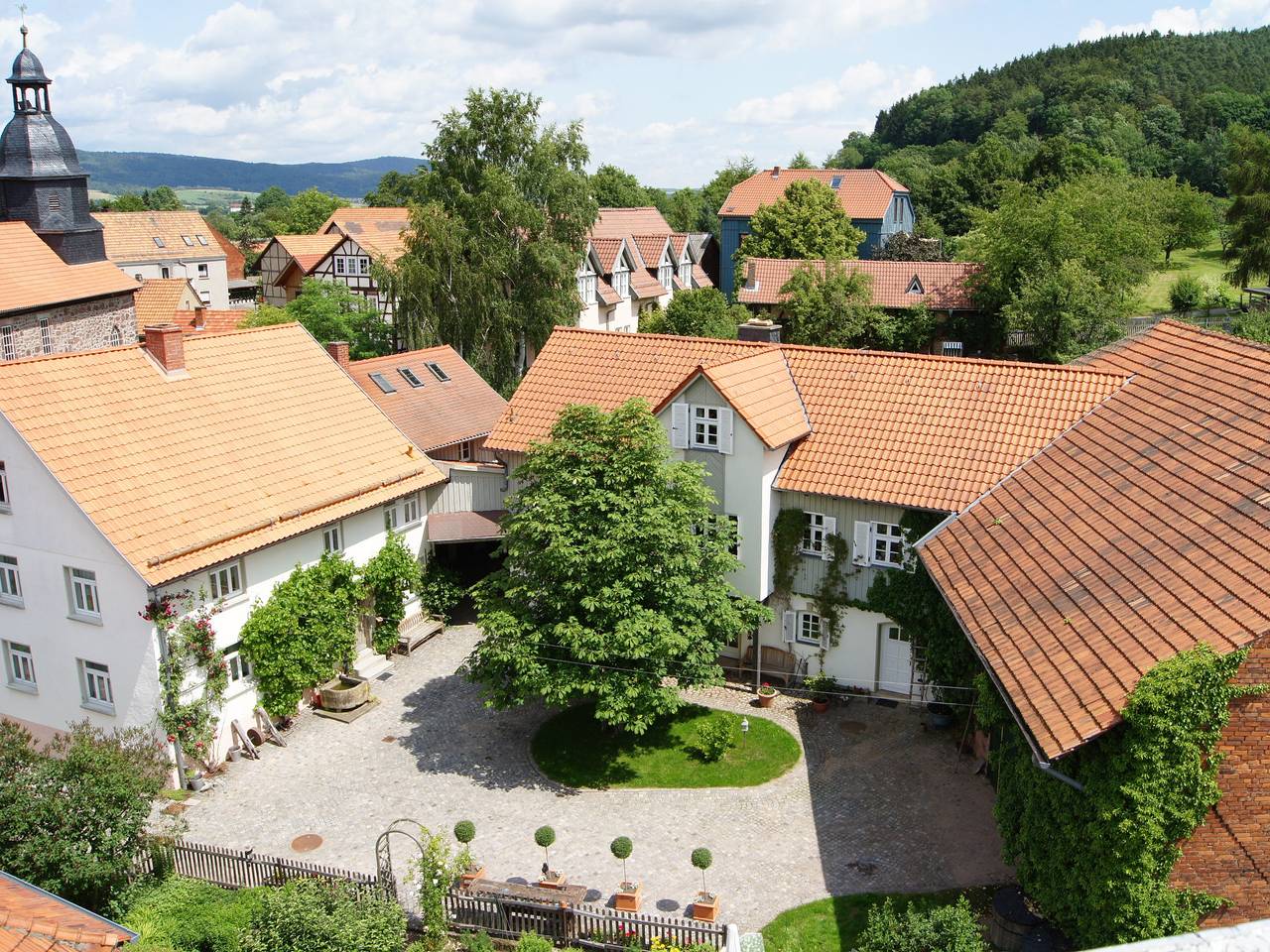 Ganze Ferienwohnung, Ferienappartementhaus Kirchhof - mit Wohnküche, Schlafraum und Du/Bad/Wc in Gerstungen, Werratal