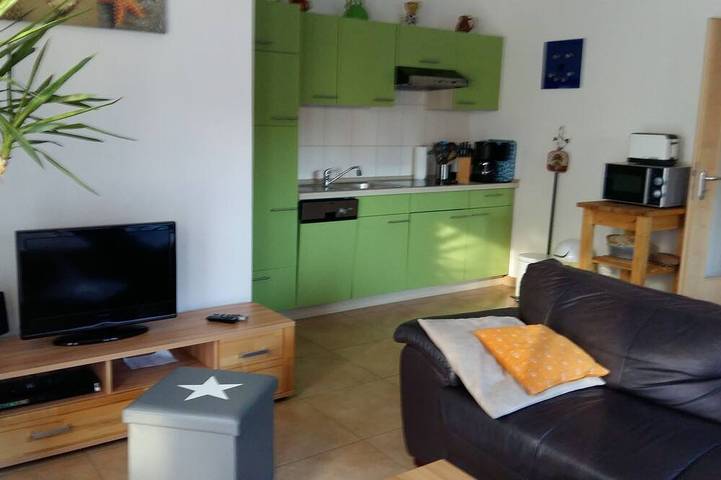 Ferienwohnung für 4 Personen, mit Terrasse und Garten in Staphel