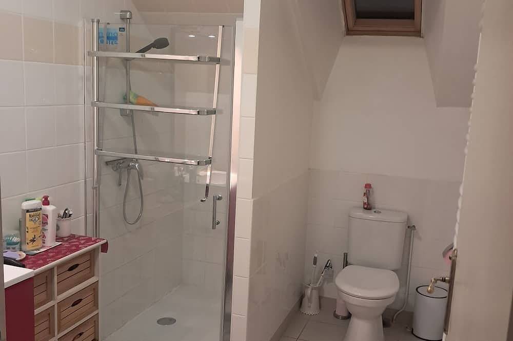 Maison de Campagne Avec 1 Chambre in Saizy, Nièvre