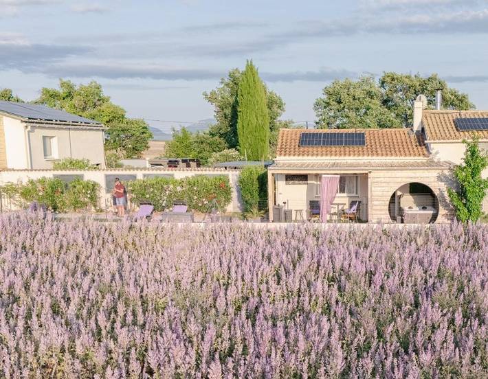 Chambre d’hôte pour 2 personnes, avec jacuzzi et jardin à Valensole - 2