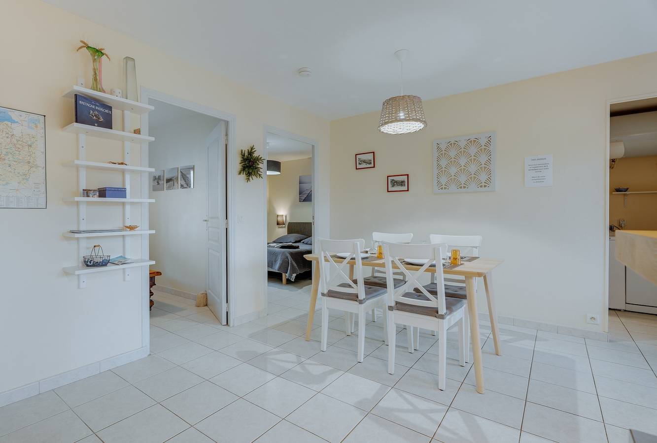 Apartamento entero, Apartamento 'Grain De Sable' con terraza privada y Wi-Fi in Saint-Benoît-des-Ondes, Bahía del Monte Saint-Michel