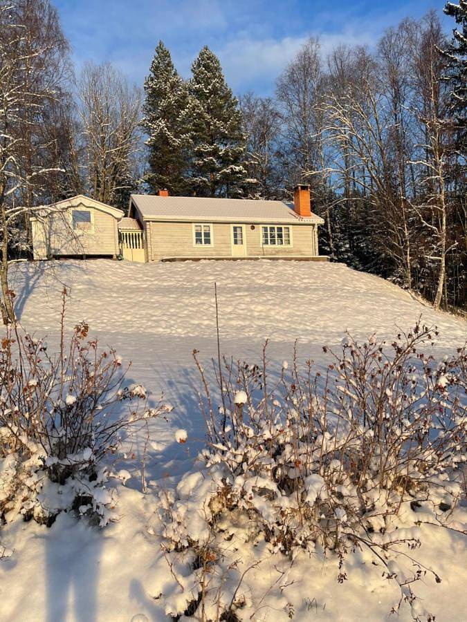 Hus för 8 Personer, med trädgård samt bastu och utsikt i Järvsö