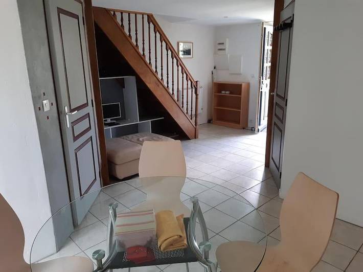 Gîte pour 4 personnes, avec terrasse et jardin à L'Huisserie - 2