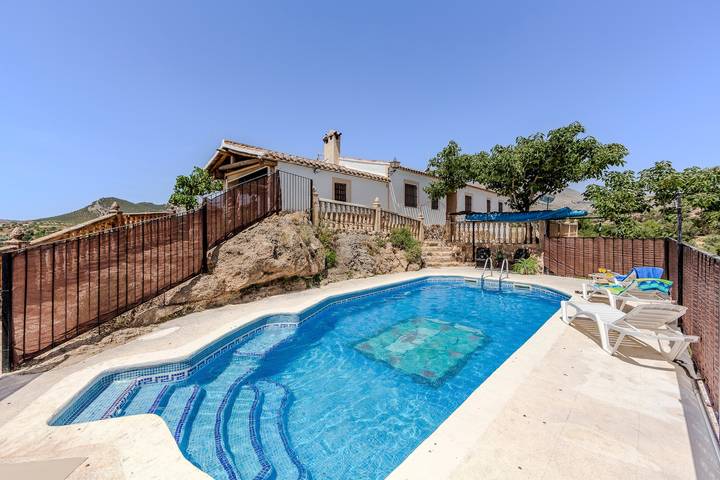 Casa rural para 12 personas, con jardín, Familias con niños - 1