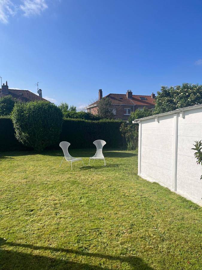 Four-Bedroom House in Saint-André-lez-Lille, Région de Lille