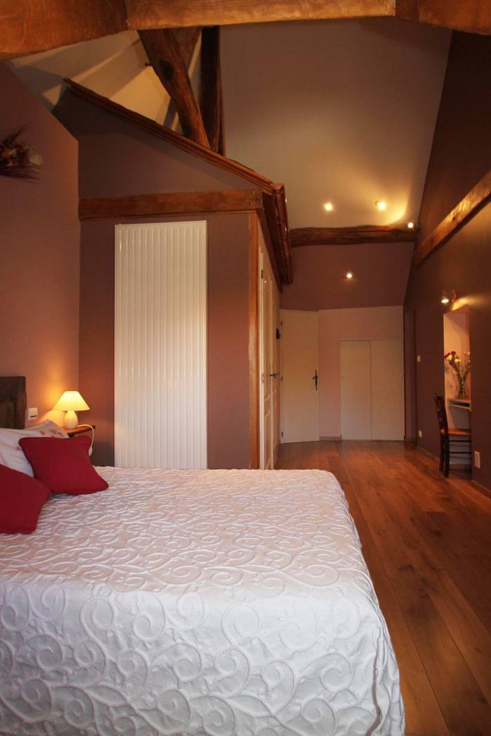 Location de vacances pour 3 personnes, avec jardin dans le Jura - 2