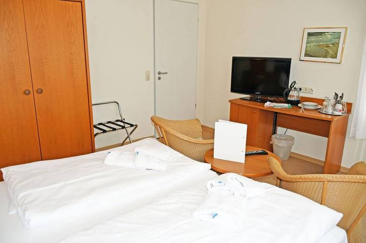 Strandhaus für 3 Personen, mit Balkon, mit Haustier in Sellin - 2