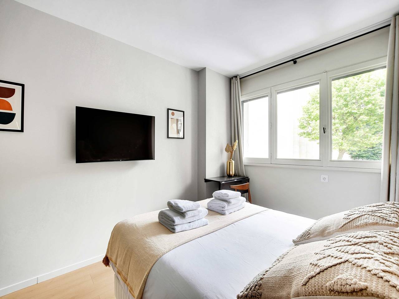 Ganze Wohnung, Moderne Residenz „Green Suites“ – Meudon/Vélizy in Meudon, Hauts-de-Seine