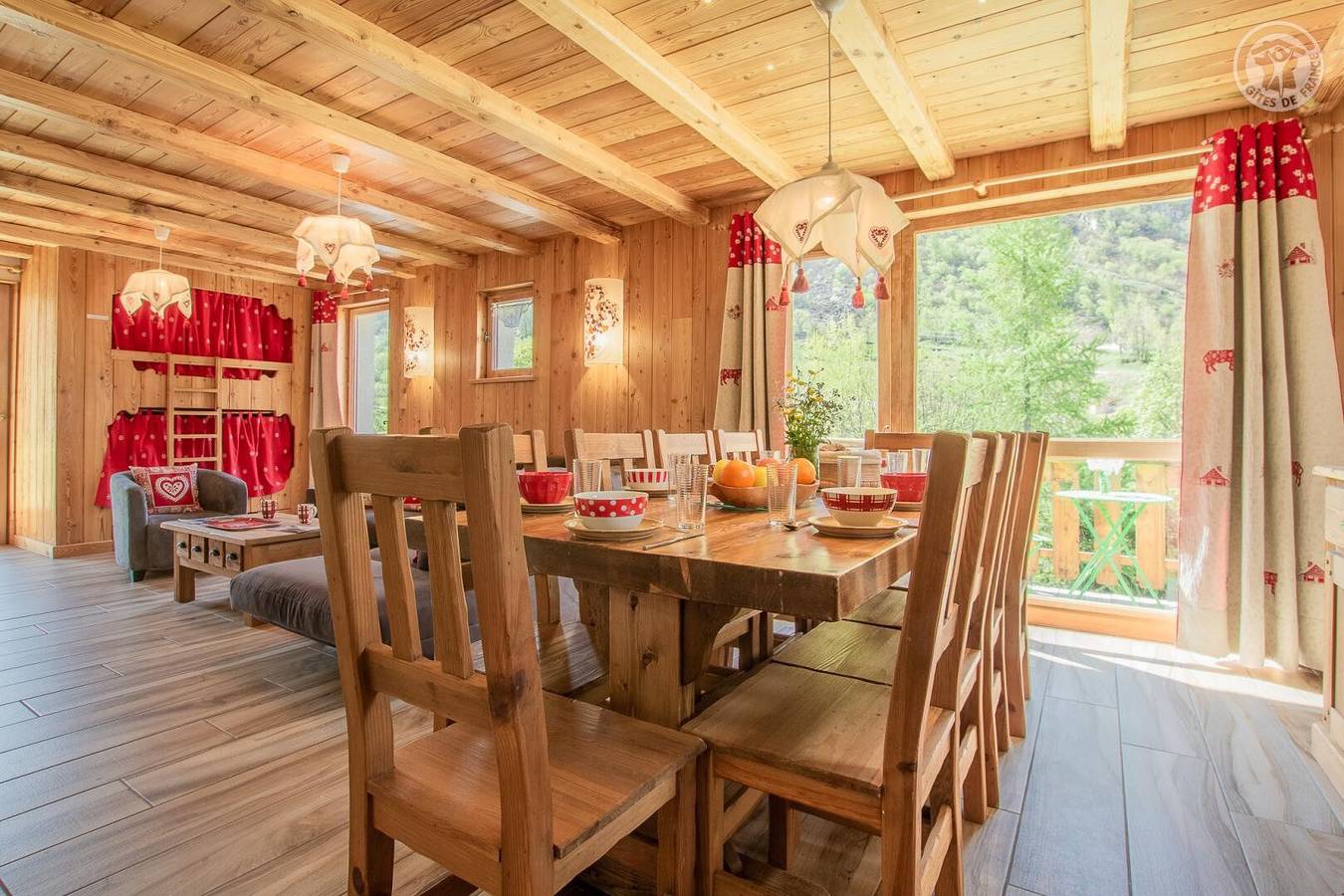 Appartement entier, Maison de vacances « La Pastourelle 1 » avec balcons et Wi-Fi ,au pied des pistes . in Bonneval-sur-Arc, Région de Saint-Jean-de-Maurienne