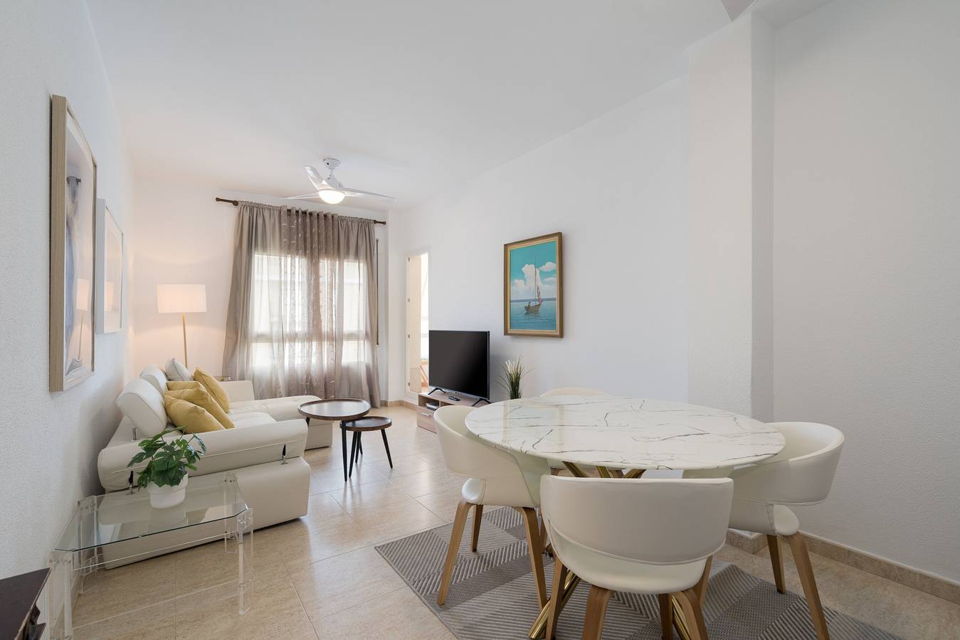 Ganze Wohnung, Ferienwohnung für 6 Personen mit Terrasse in Barriada Río San Pedro, Puerto Real