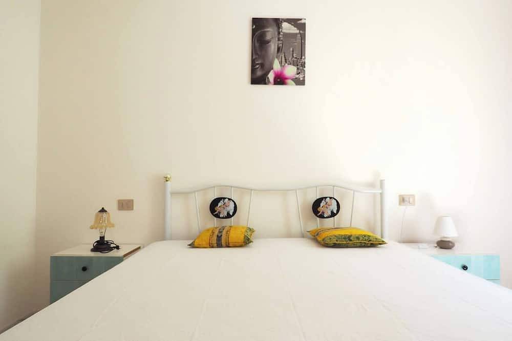 Entire apartment, Robinia 1 - 3 posti a pochi metri dalla spiaggia in Baia Verde, Gulf of Taranto