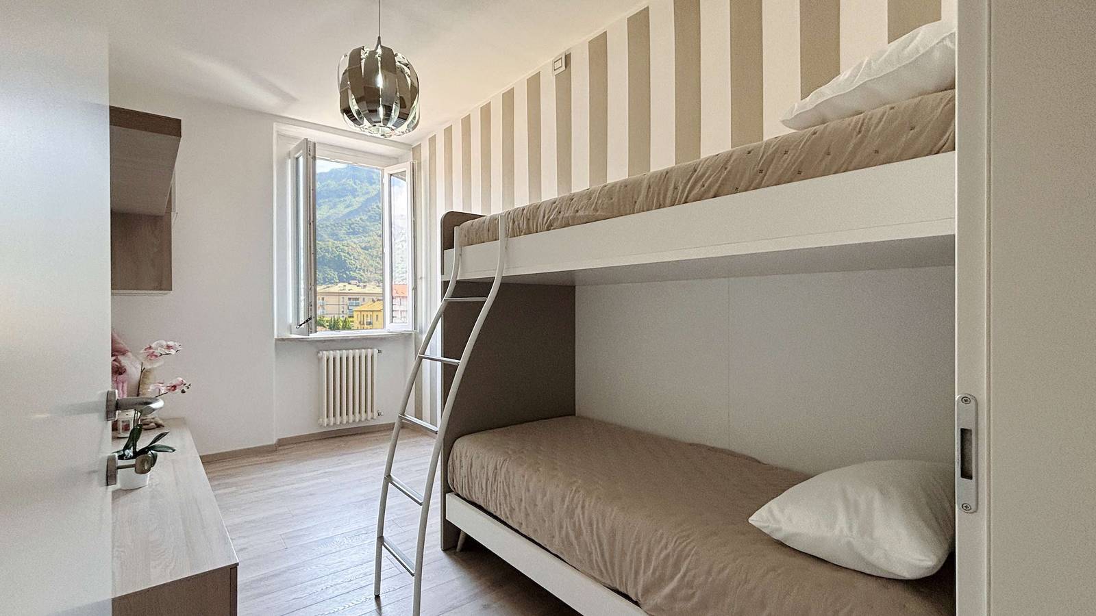 Apartamento entero, Casa di Monica - Affitti Brevi Italia in Lecco, Alpes de Bérgamo Occidental