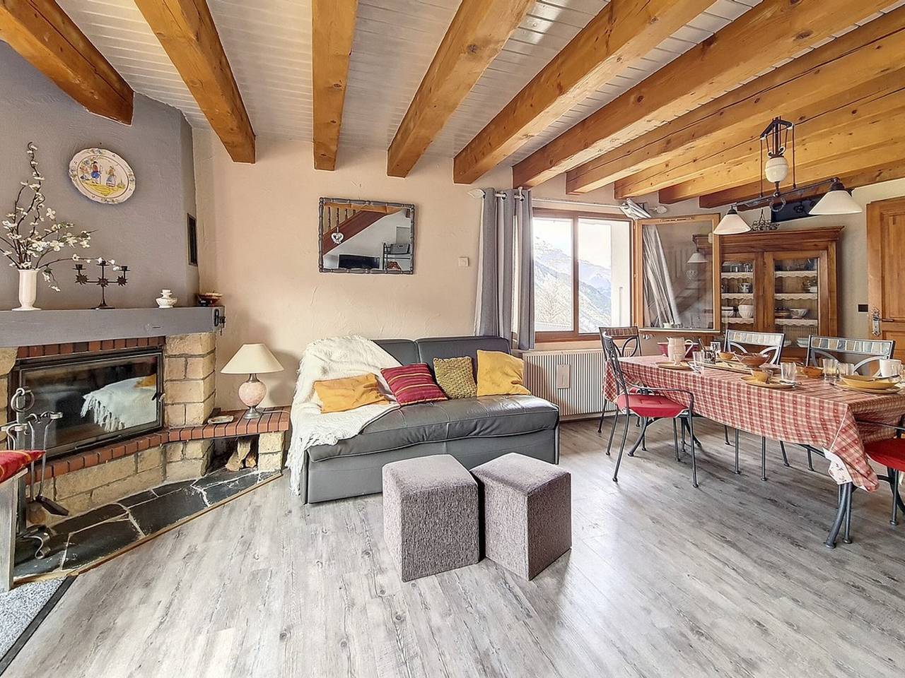 Geheel appartement, Charming Family Home · Close to Slopes · Terrace & Parking in Saint-Martin-de-Belleville, Massif de la Vanoise