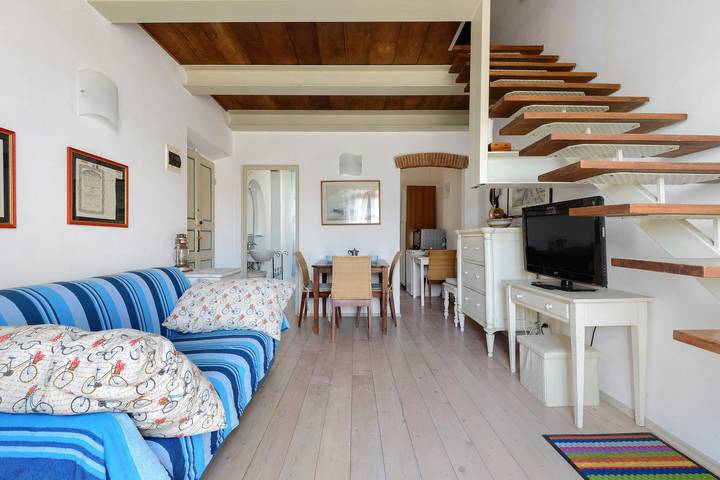 Appartamento intero, Appartamento 'Il Borgo Cavour' con Vista Mare e Aria Condizionata in Capoliveri, Arcipelago Toscano