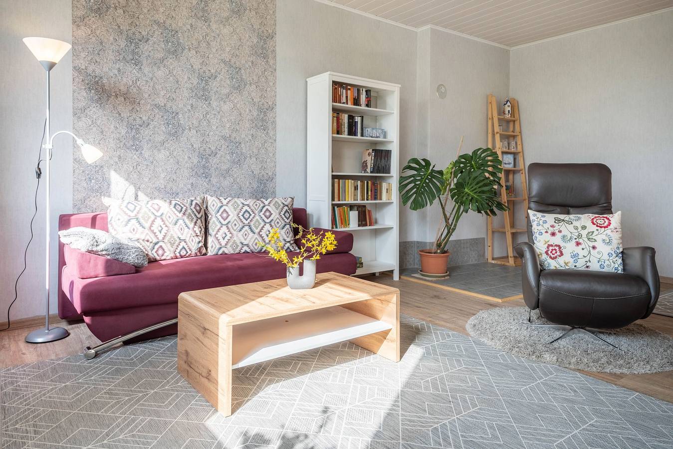 Ganze Wohnung, Ferienwohnung 'Landglück' mit Privatterrasse, Gemeinschaftsgarten und Wi-Fi in Hohenmocker, Mecklenburgische Seenplatte