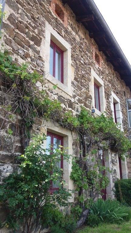 Gîte pour 10 personnes, avec terrasse et jardin, animaux acceptés en Haute-Loire - 2