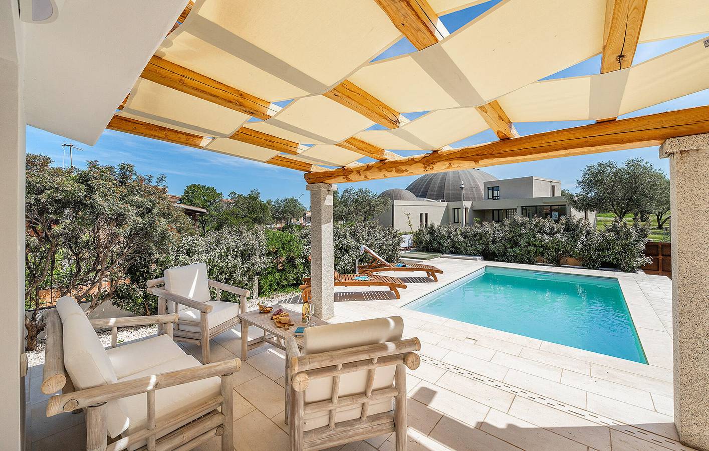 Gemütliche Ferienwohnung in der Nähe des Strandes La Cinta – Pool, WLAN und Parkplatz in San Teodoro, Olbia-Tempio