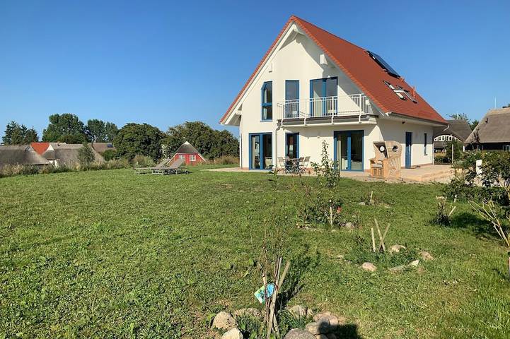 Ferienhaus für 5 Personen, mit Sauna und Garten sowie Balkon in Lohme
