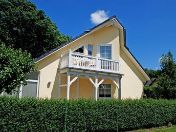 Ferienwohnung für 2 Personen, mit Balkon und Garten in Baabe