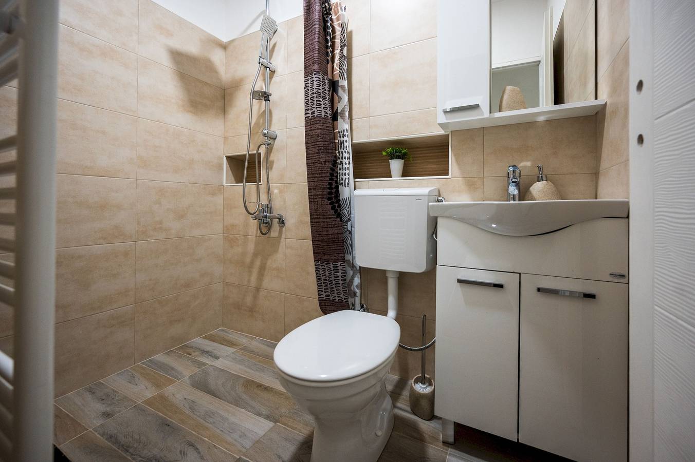 Ganze Wohnung, Spacious and Bright 2Bdr Apartment in the Old Town in Sarajevo, Bosnien und Herzegowina