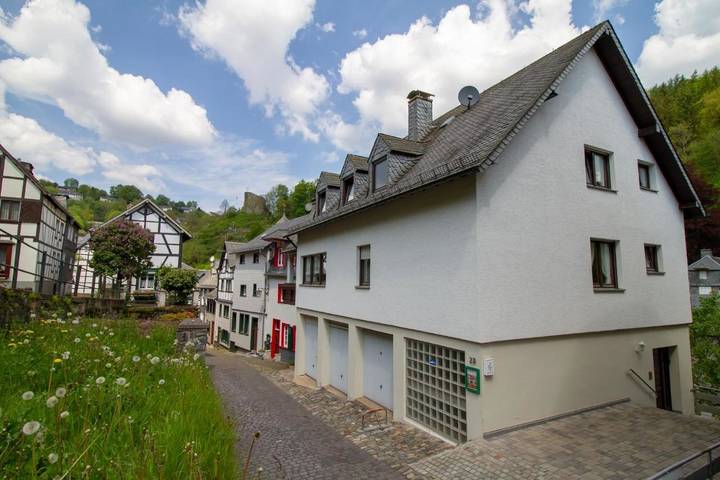Ferienhaus für 10 Personen, mit Sauna und Ausblick sowie Garten in Monschau - 2