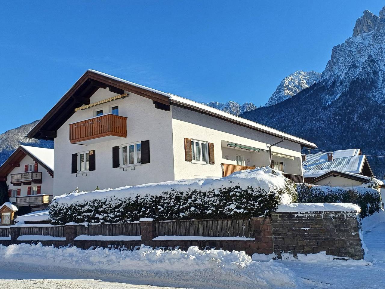 Ganze Ferienwohnung, Adelia, Ferienhaus - "Franzi" - Fewo/2 Schlafräume/Dusche, Wc in Mittenwald, Bayerische Alpen