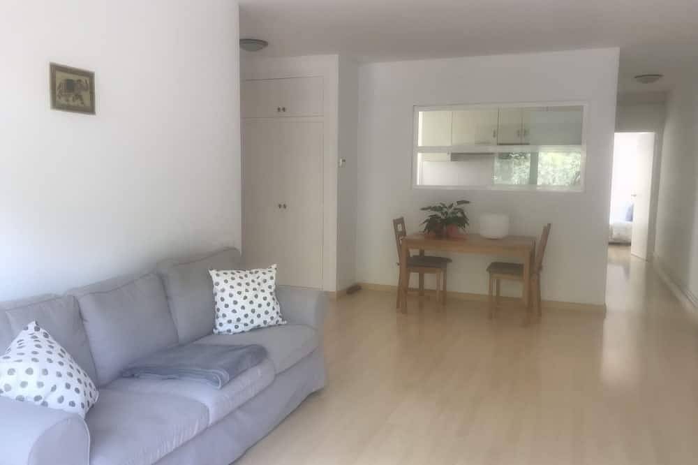 Entire apartment, Apartamento Céntrico y Tranquilo al Lado del mar in Arenys de Mar, Costa del Maresme