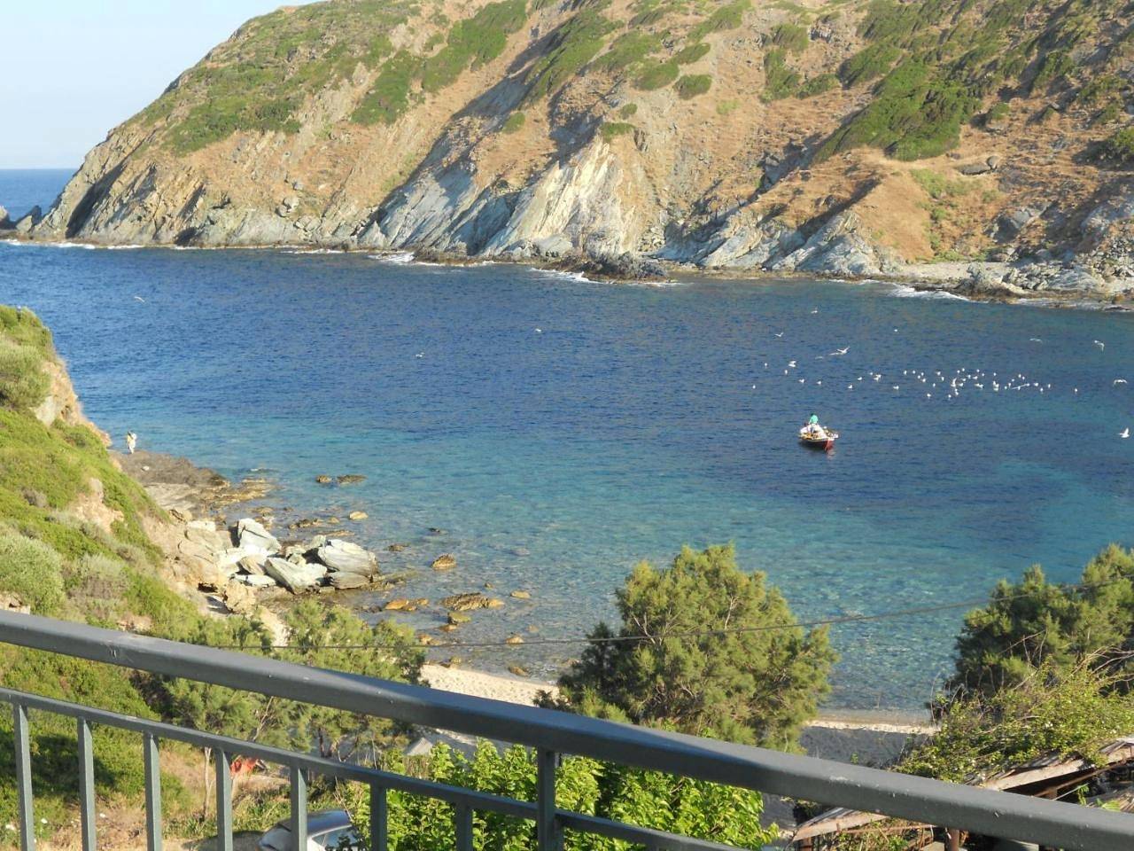 Bel Mare in Agii Apostoli (Eubée), Eubée