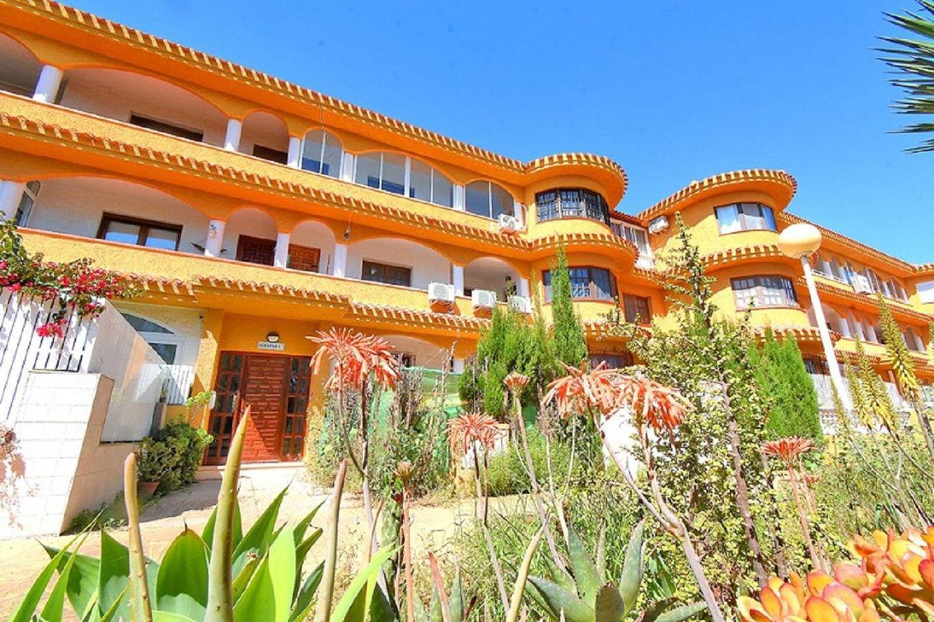 Apartamento vacacional entero, Apartment "Adelfas I - 12" with communal pool in Mar Menor, Costa Cálida
