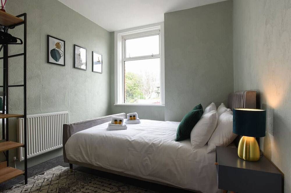 Stylish 3 Bedroom Getaway | City Central in Portsmouth, Südostengland