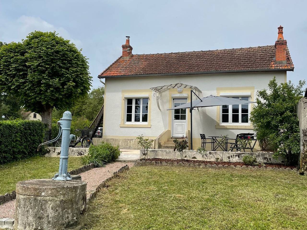 Charmantes Haus mit Seeblick - 4 Pers. in Bazolles, Nièvre